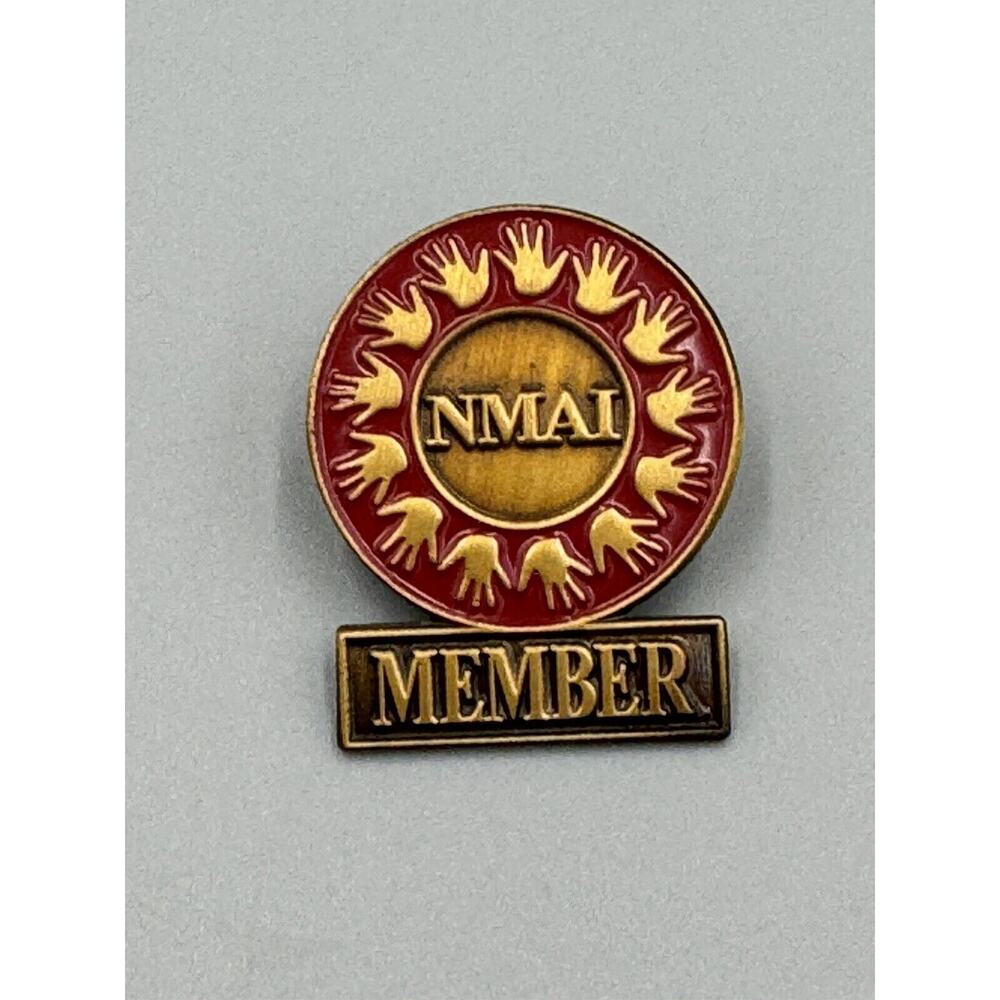 NMAI Member National Museum of the American Indian Lapel Pin Brooch